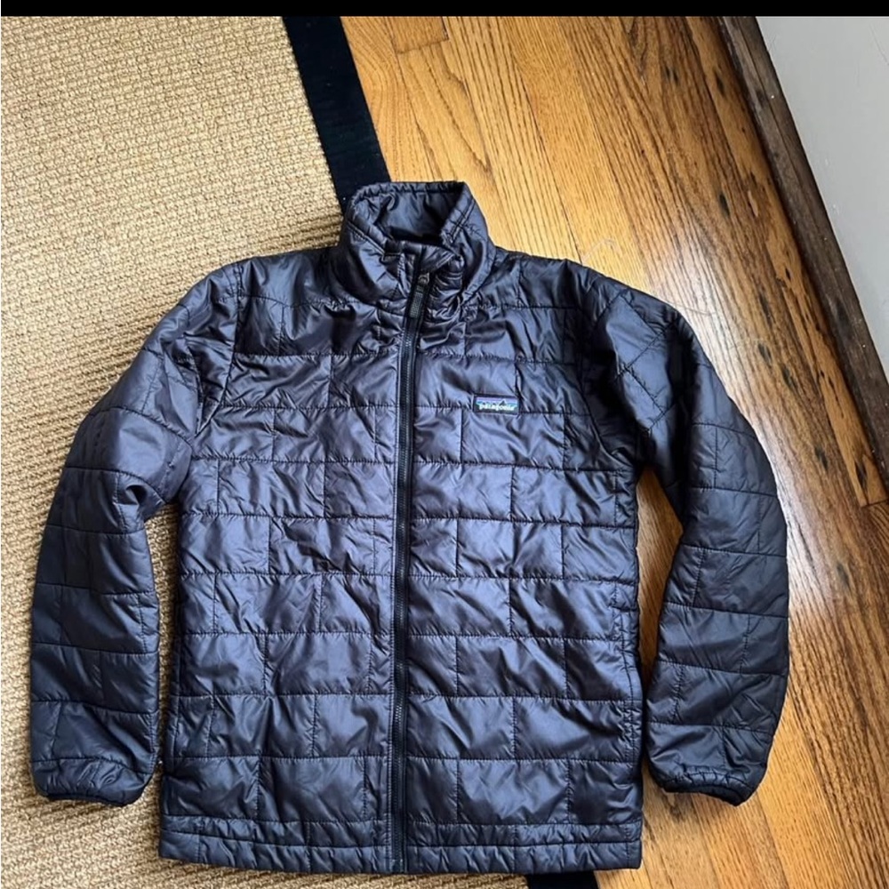 Patagonia [Size: XL] Black Kids/Youth Nano Puff Jacket